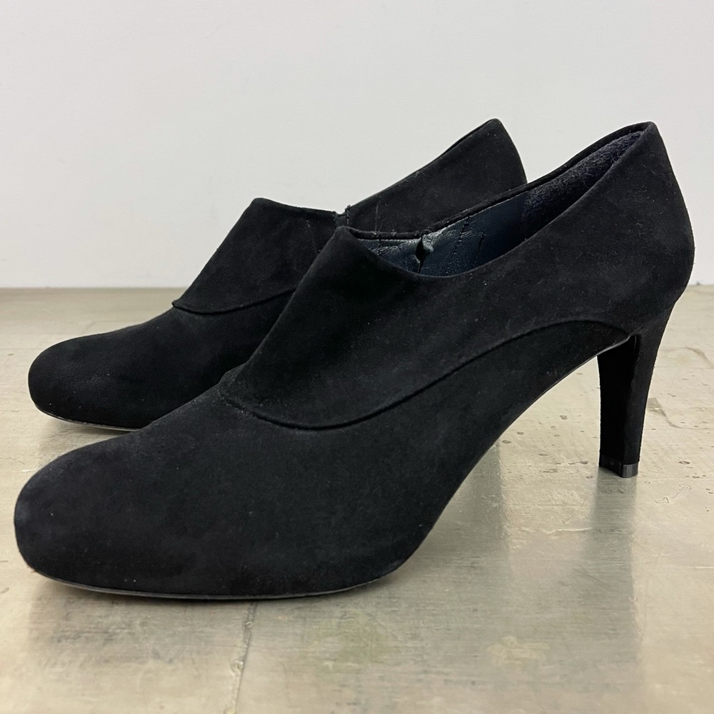 Stuart Weitzman Round Toe Suede Ankle Booties